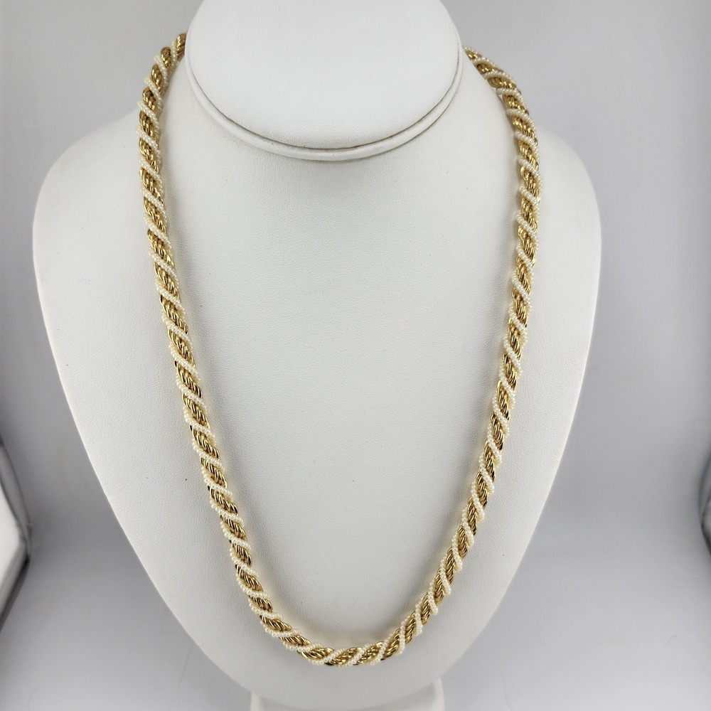 Vintage‎ Signed Trifari Faux Pearl Beaded Twist Rope chain necklace 24"